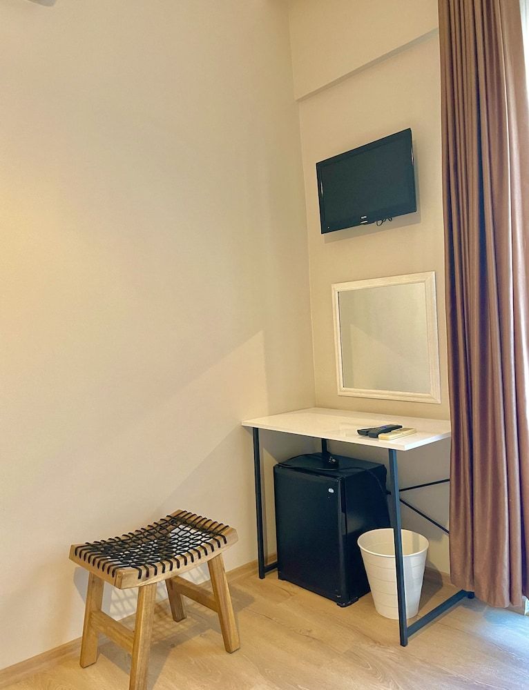 Cennet Hotel Standard Twin Room 10