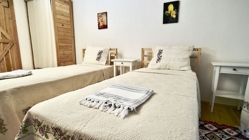 Dedehan Retreat Otel Classic Twin Room, Mountain View 7