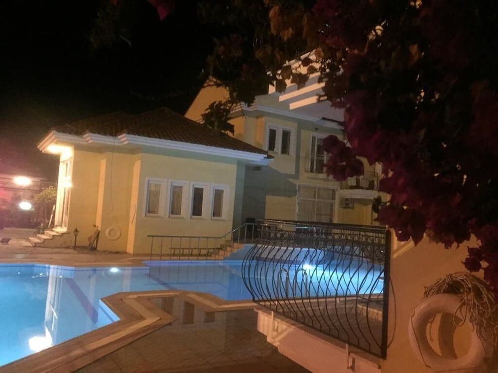 undefined Verdeport Hotel 9