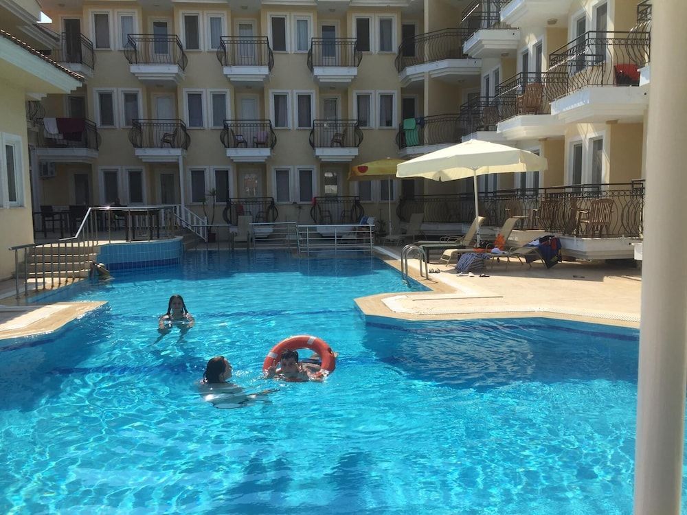 undefined Verdeport Hotel