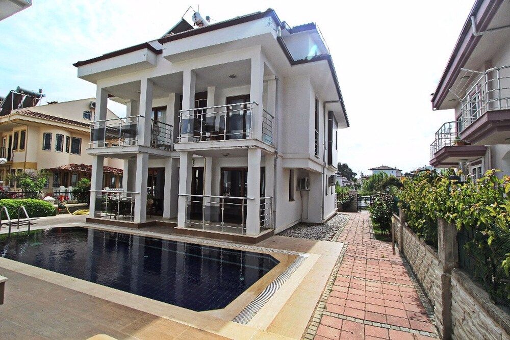 undefined Aqua Marine Apart 6