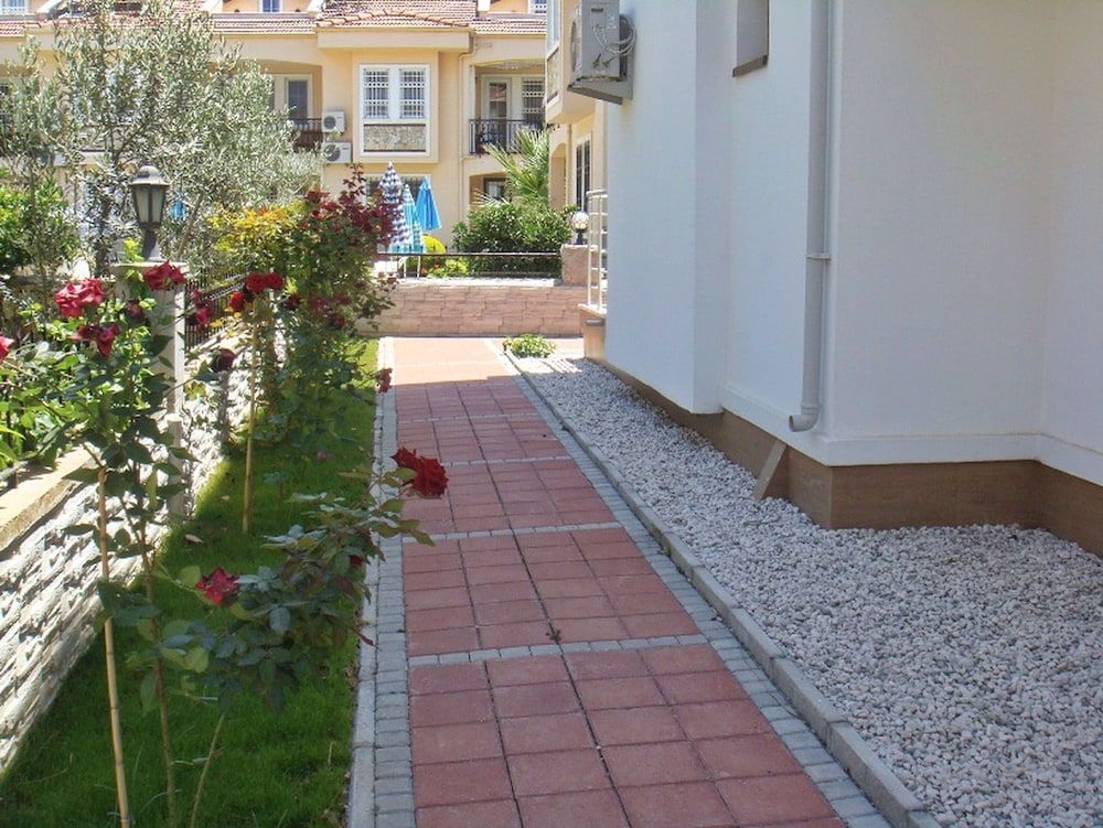 undefined Aqua Marine Apart 10