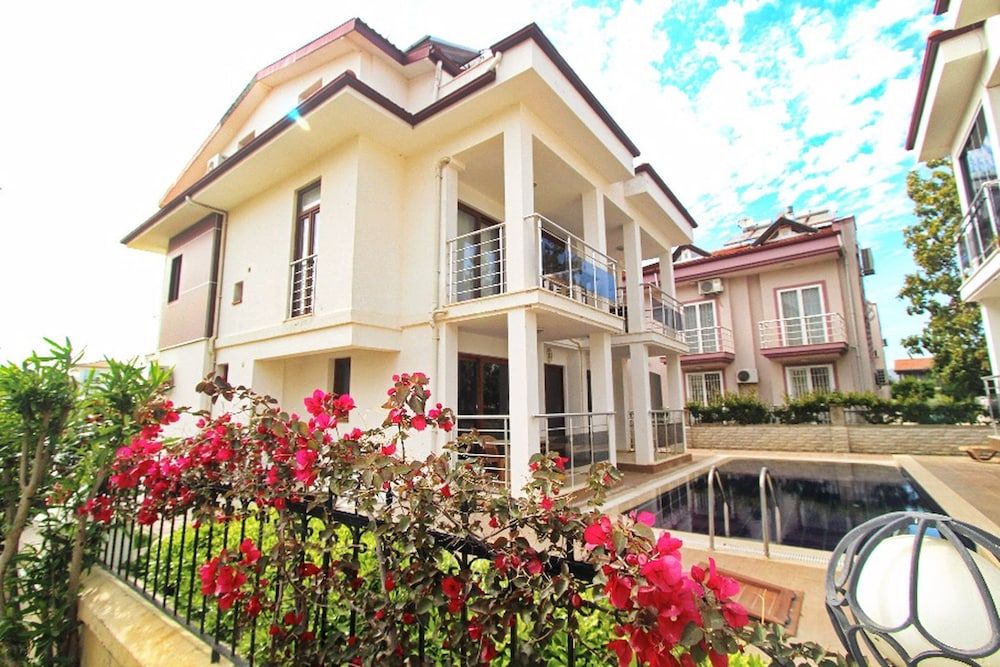 undefined Aqua Marine Apart 7