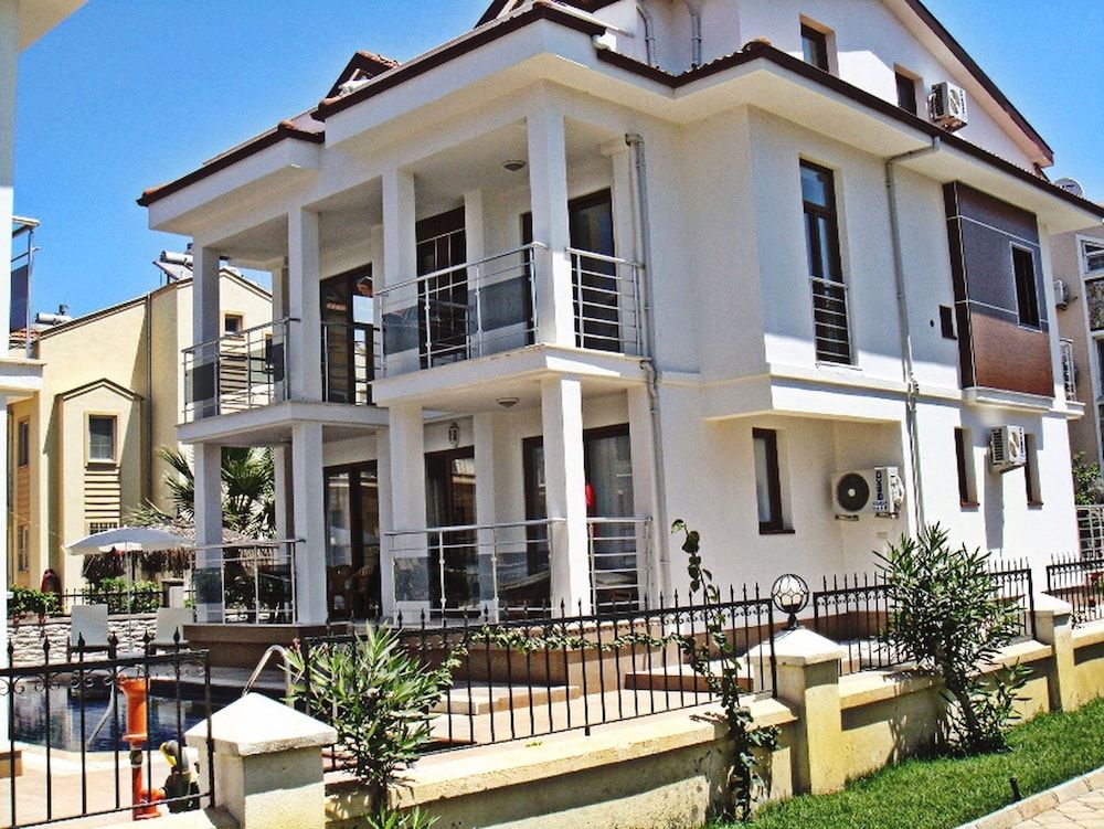 undefined Aqua Marine Apart 2