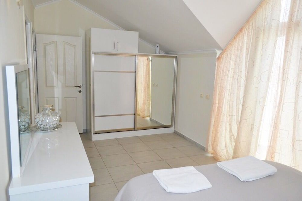 undefined Heights Villa 3B 10