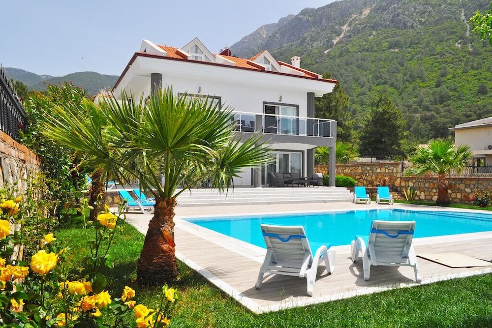 undefined Heights Villa 3B 6