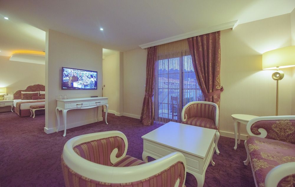 undefined Han Deluxe Hotel 3