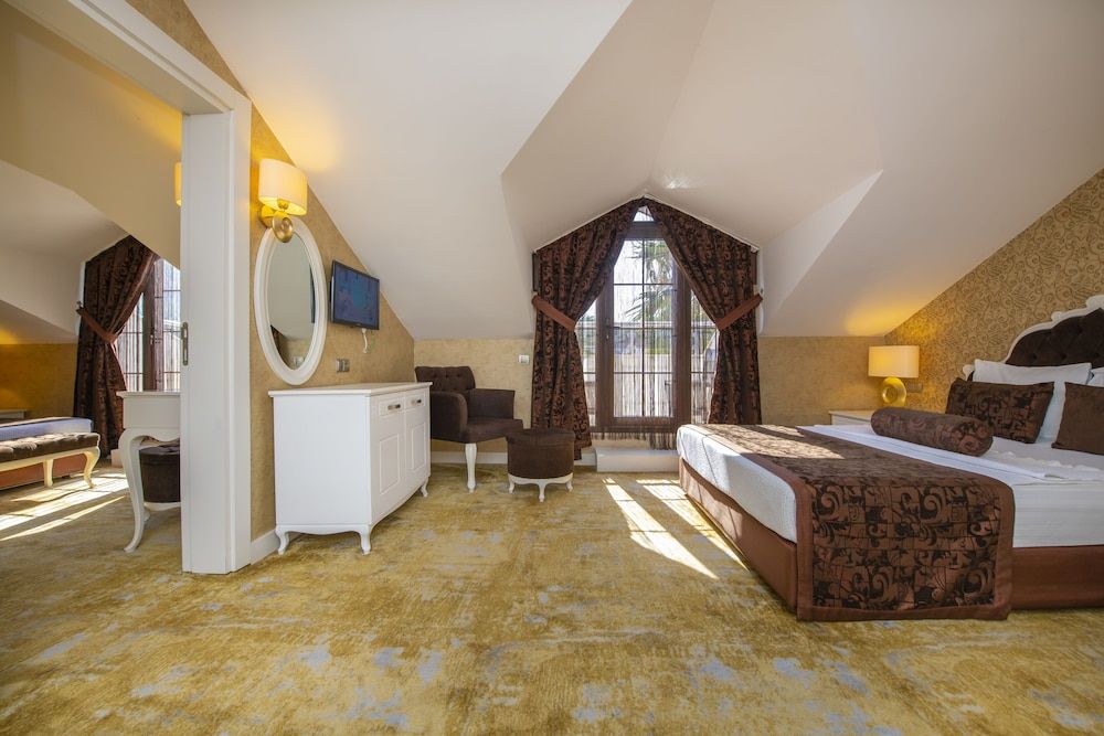 undefined Han Deluxe Hotel 8