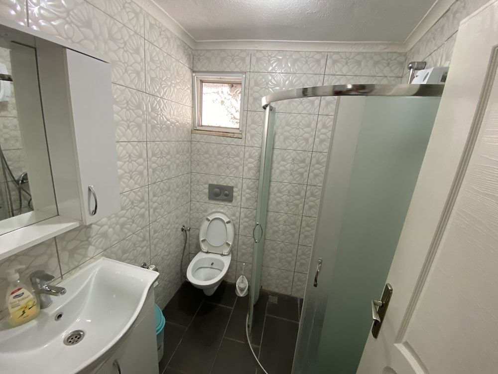 Amintas Apart Hotel Deluxe Apartment 2