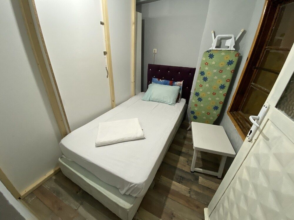 Amintas Apart Hotel Economy Apartment 5