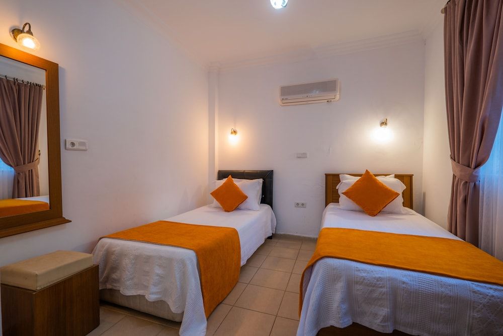 Infinity Flora Villa Luxury Villa, 4 Bedrooms 6