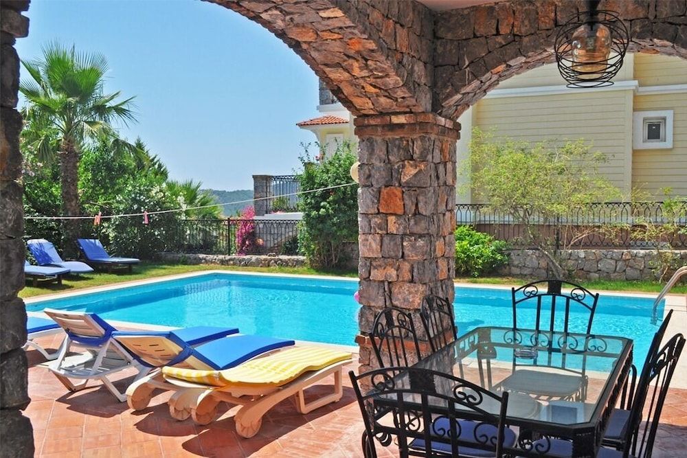 undefined Sam Villa With Private Pool 9