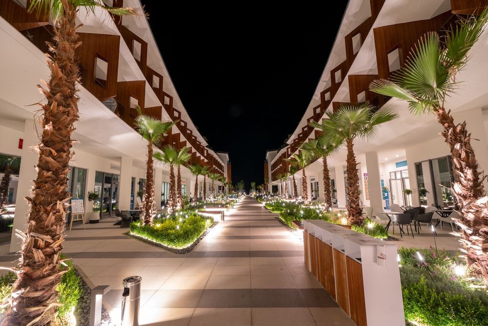 undefined Liberty Fabay - All Inclusive 10