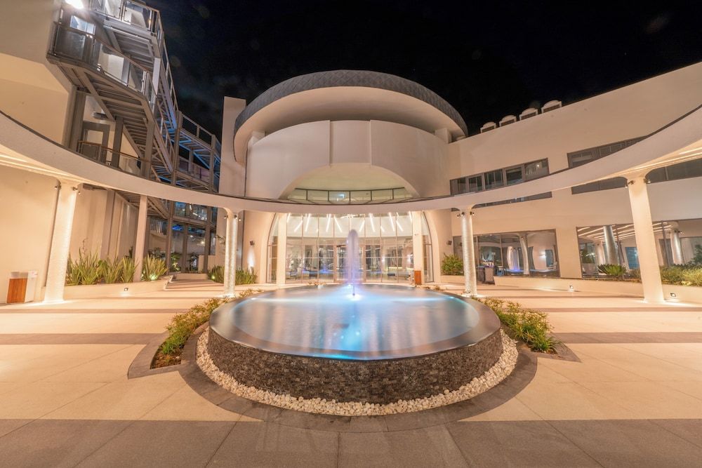 undefined Liberty Fabay - All Inclusive 8