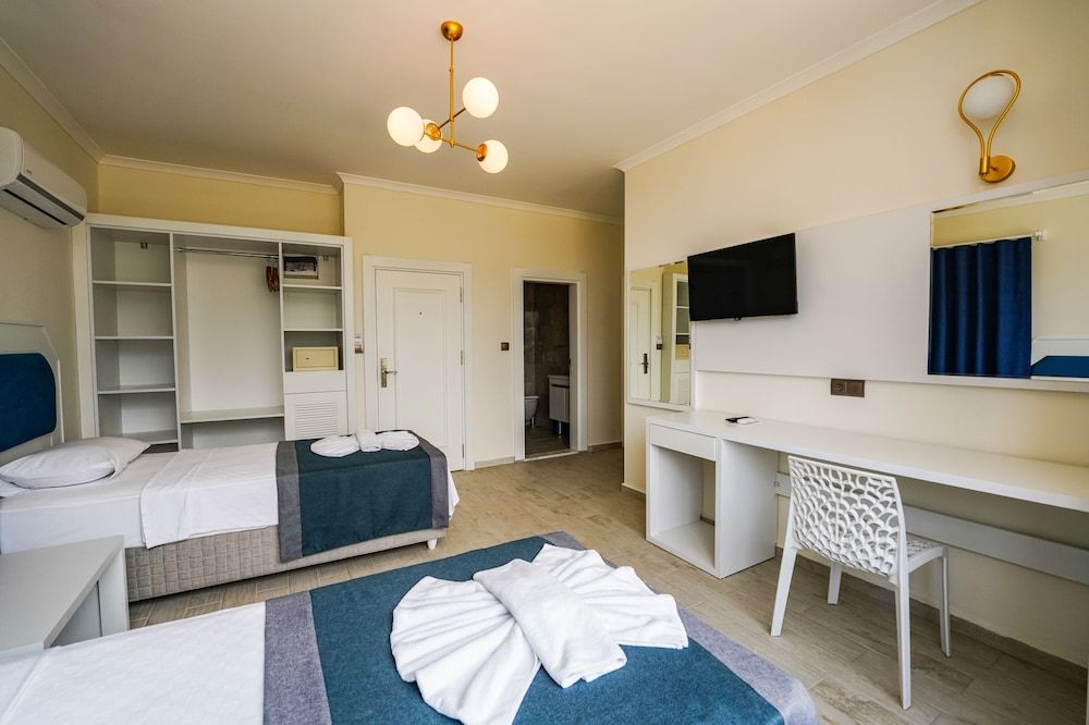 undefined BLUE PEARL HOTEL& VILLAS