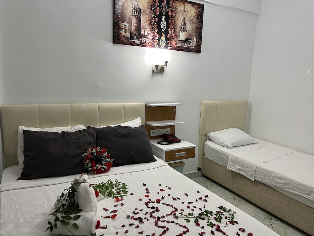 GARDEN RUYA HOTEL Comfort Room 2