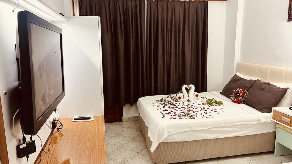 undefined GARDEN RUYA HOTEL 2