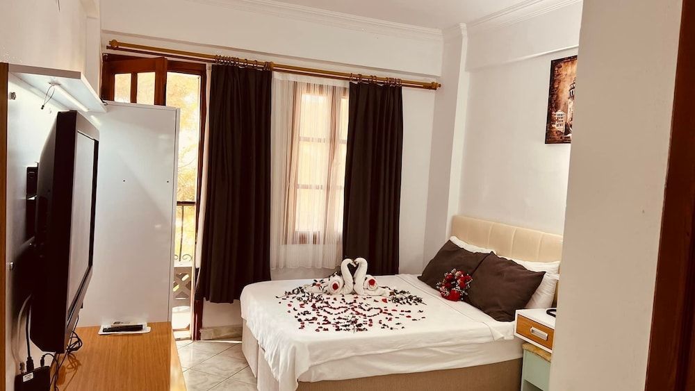 GARDEN RUYA HOTEL Comfort Room