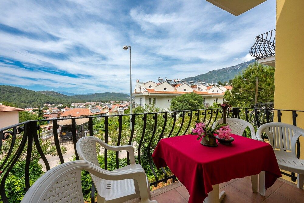 Bougainvillea Houses Family Apartment 10
