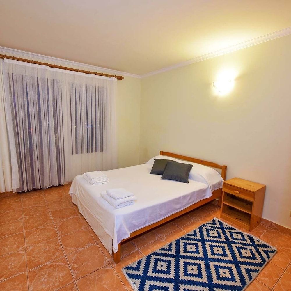 Bougainvillea Houses Family Apartment 2