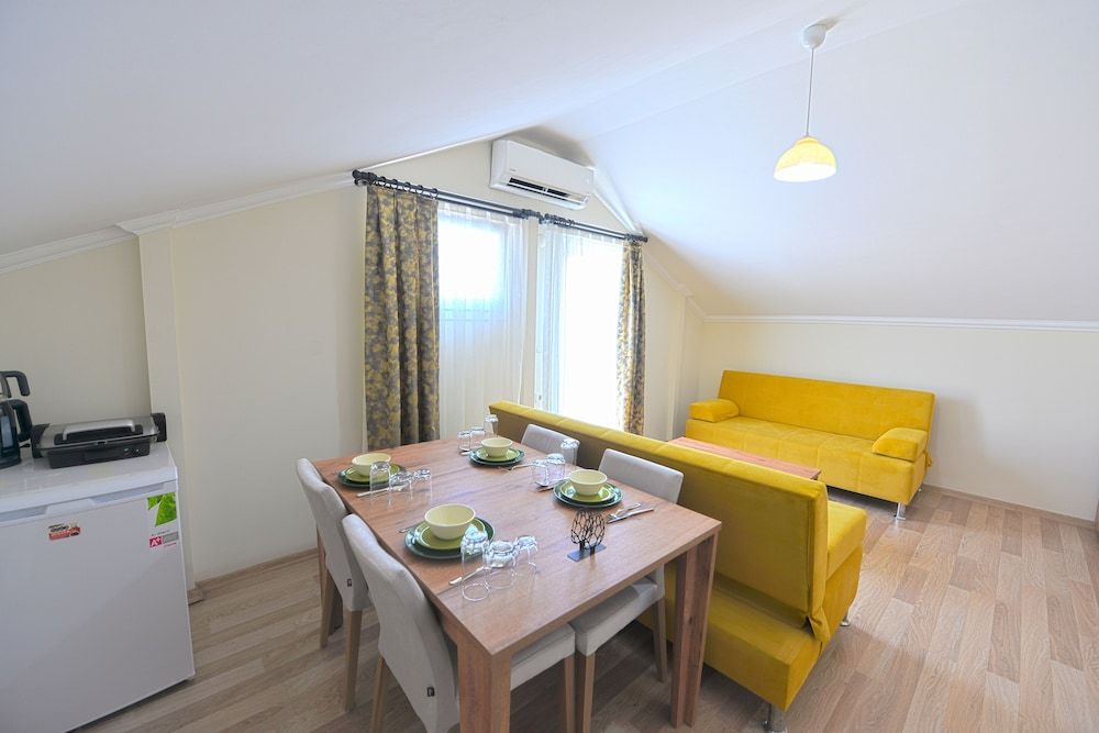 Ozgur City Residence Deluxe Apartment 8