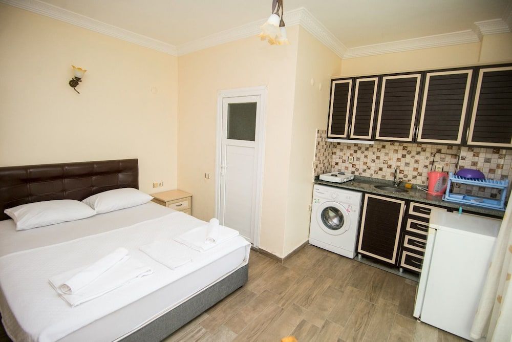 Noyan Apart Otel Basic Room, 1 Double Bed, Pool View 7