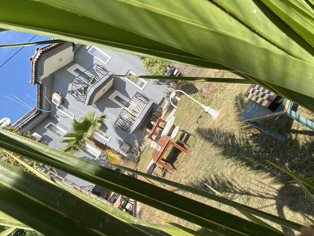 undefined Greenway Hotel 7