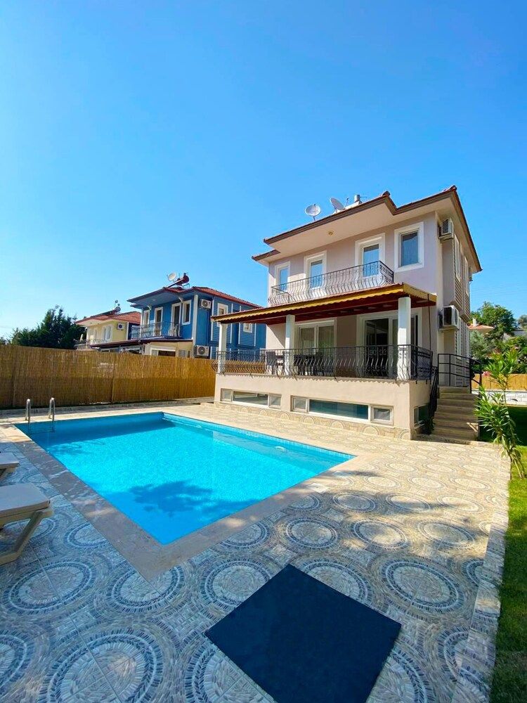 undefined Villa Levi 3
