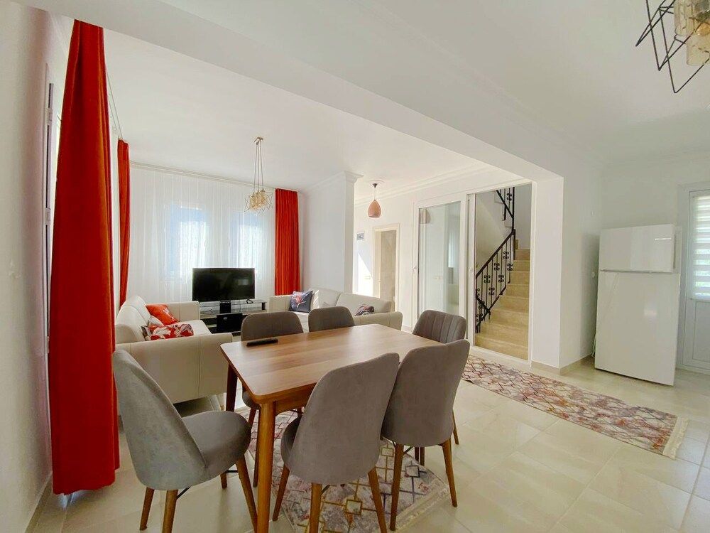 undefined Villa Levi 8