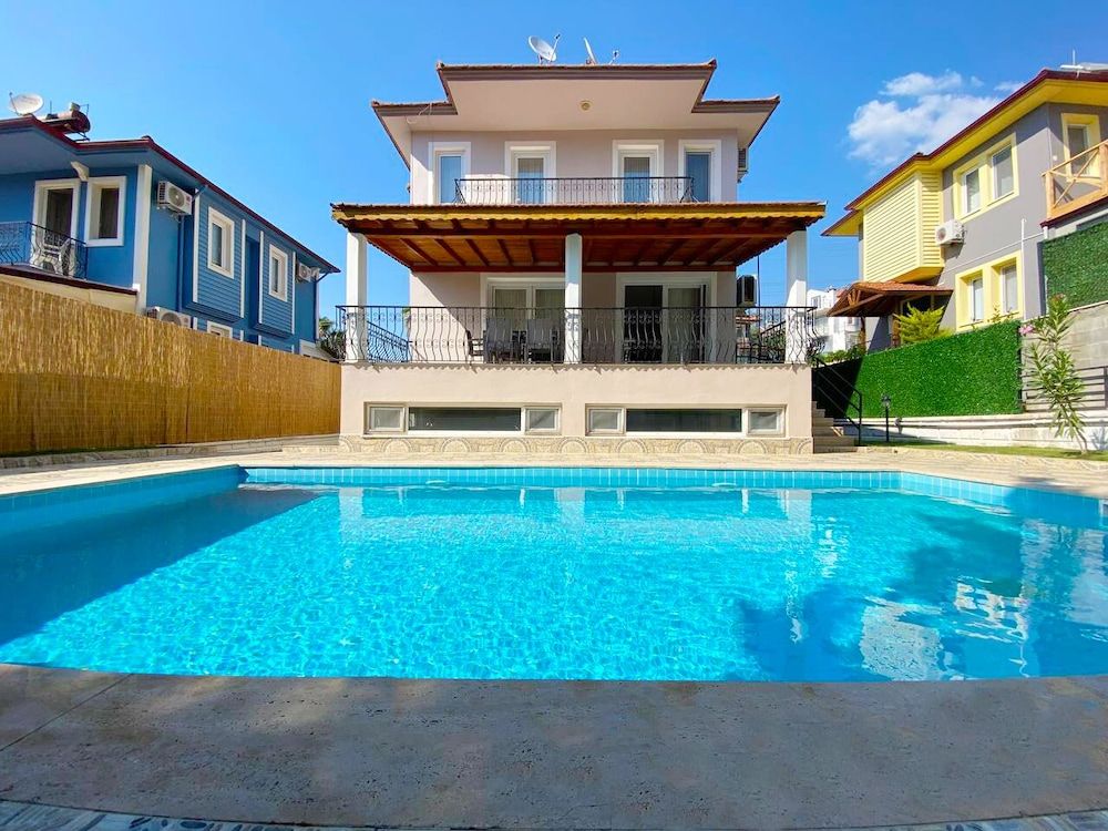 undefined Villa Levi 7