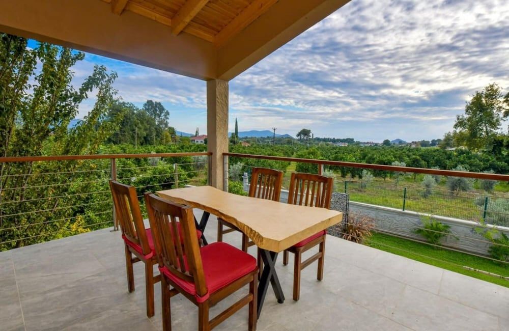 undefined Gorgeous Villa With Private Pool and Jacuzzi in Fethiye 2