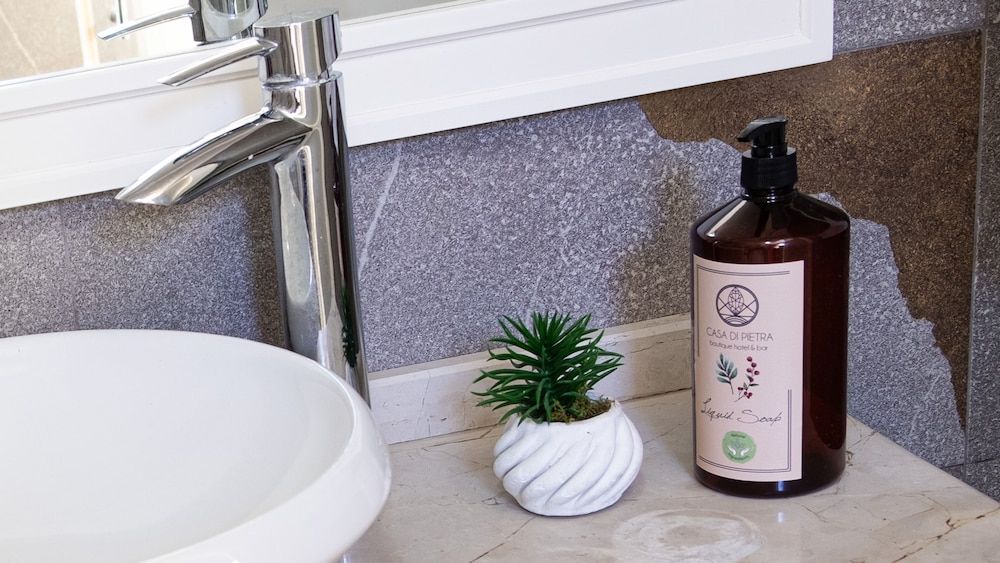 Casa Di Pietra Panoramic Room 9