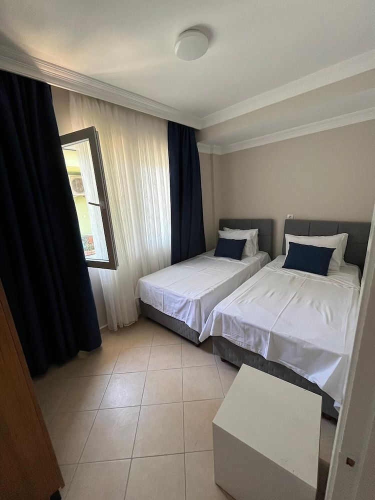 The Halcyon Apartment Apartment