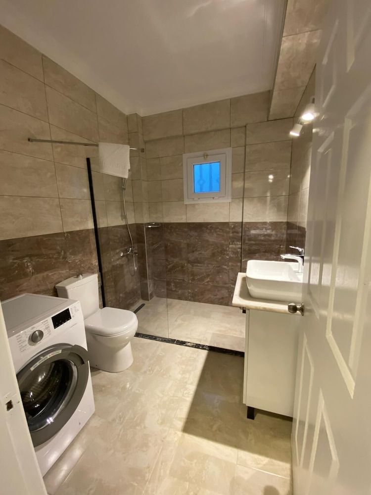 The Halcyon Apartment Apartment 5