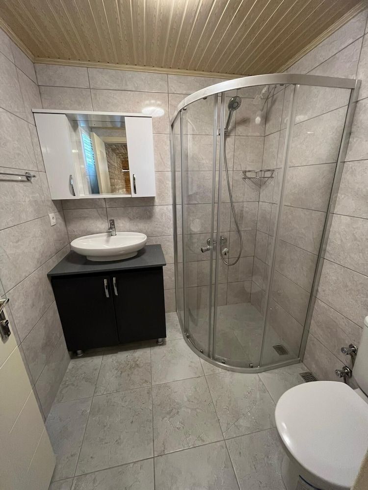 The Halcyon Apartment Bungalow 2