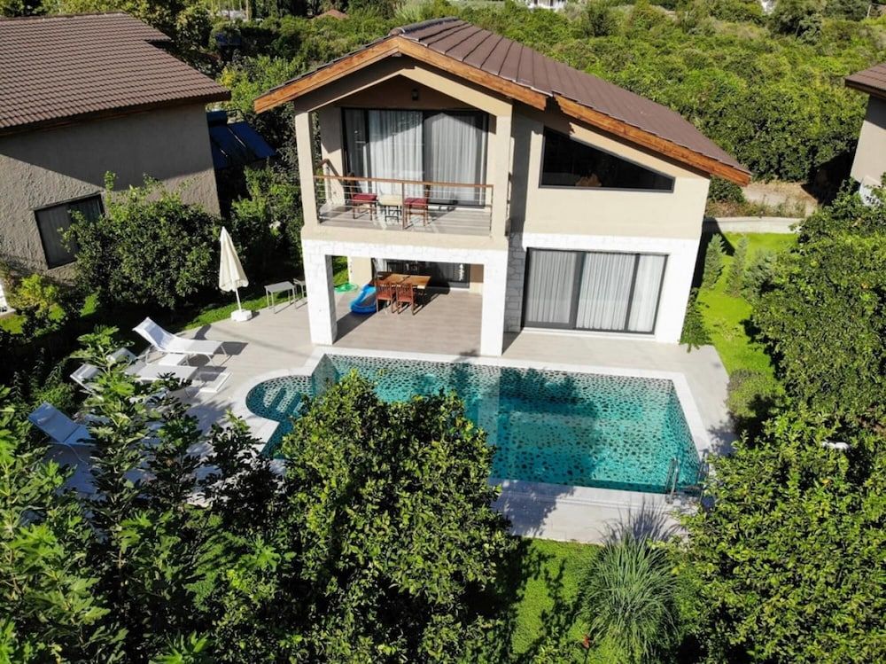 undefined Outstanding Villa With Private Pool and Jacuzzi in Fethiye 5