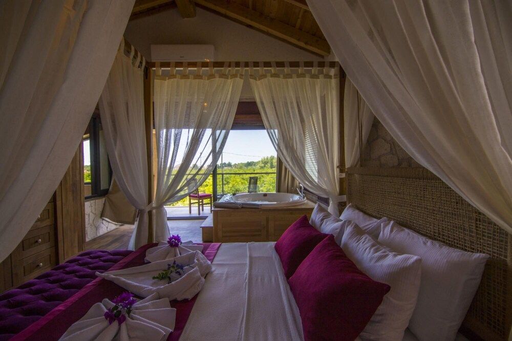 undefined Outstanding Villa With Private Pool and Jacuzzi in Fethiye 6