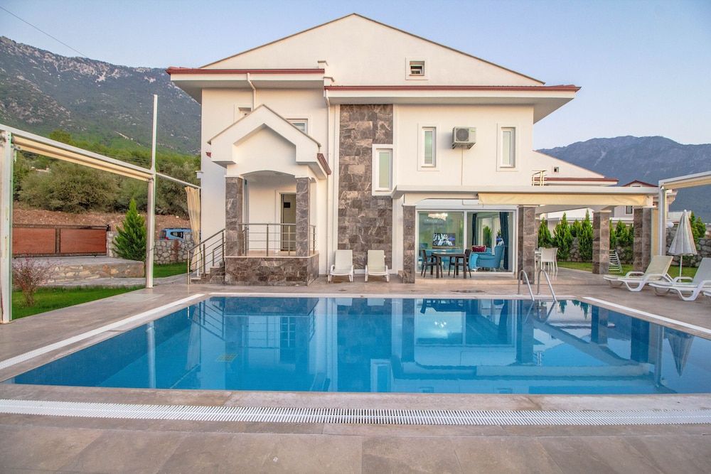 undefined Mendos Villa 3