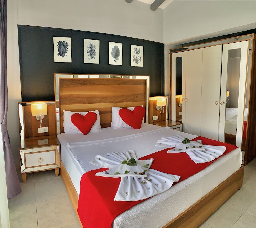 Fethiye Likya Suit A Villa Basic Villa, Jetted Tub, Pool View 3