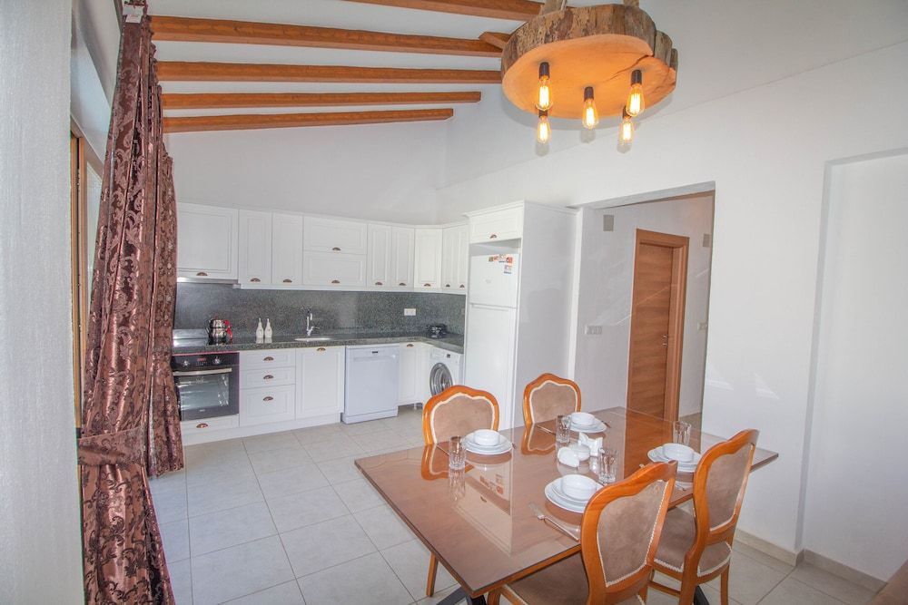 undefined Likya Ruby 4