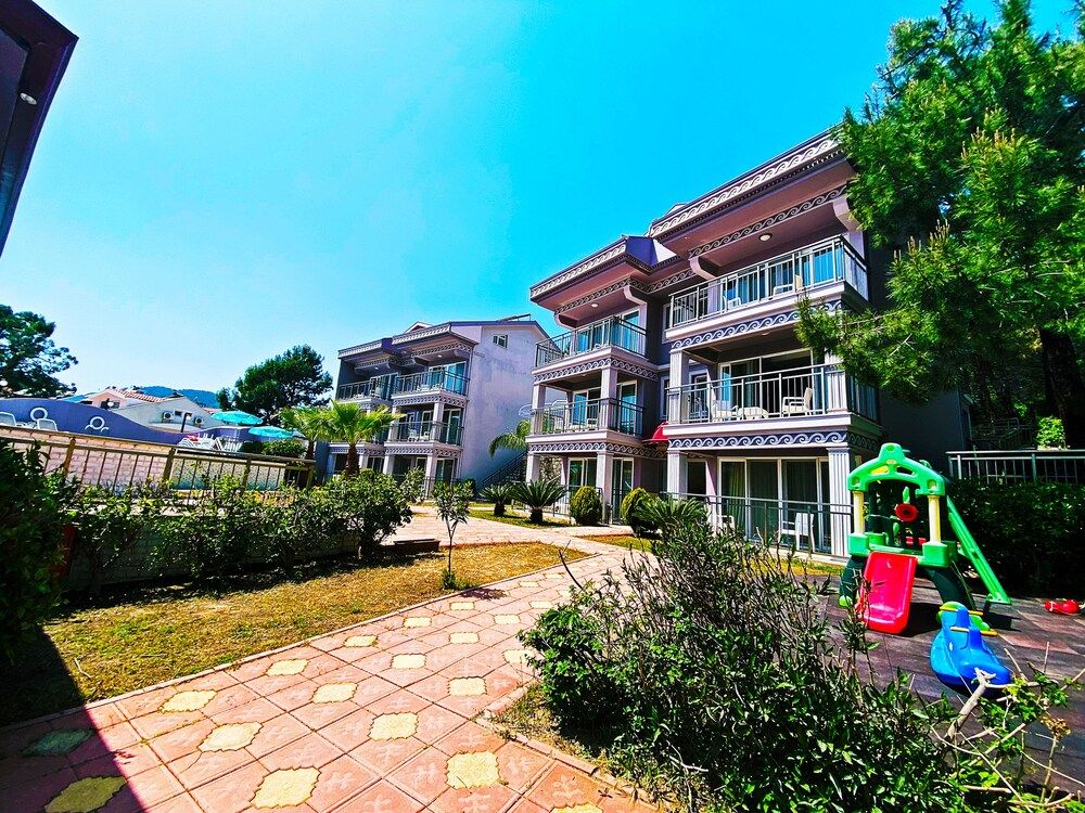 undefined Fethiye Nokta Paspatur Suit 2