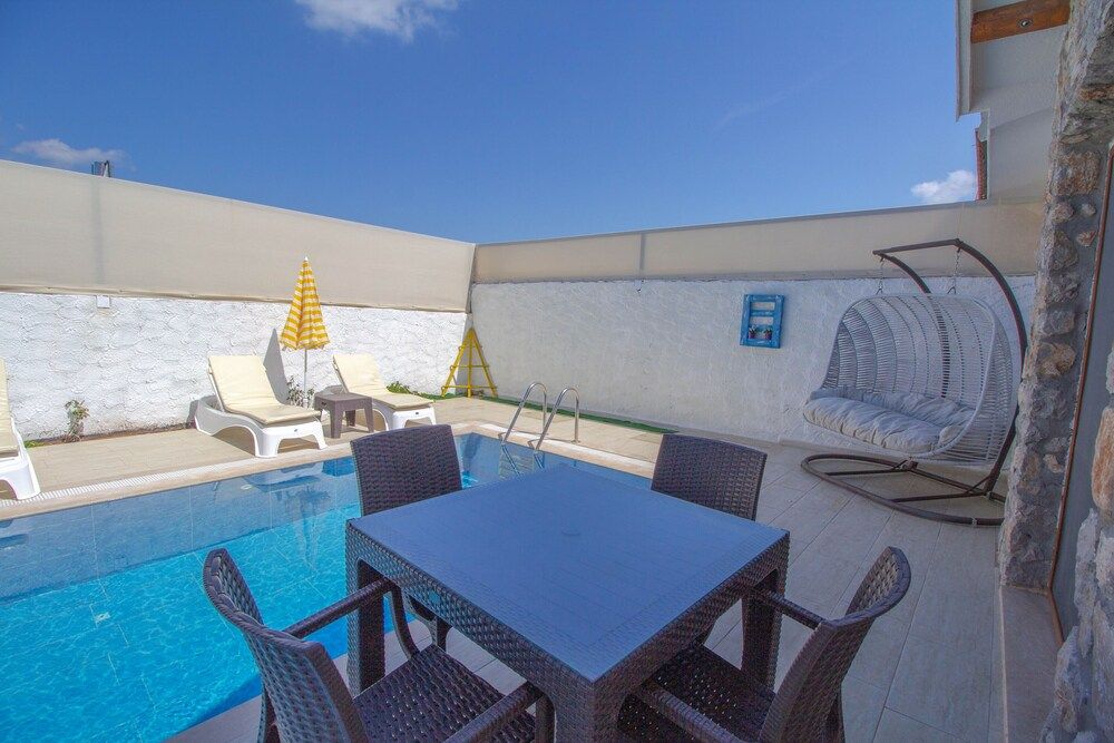 Fethiye Likya Akik 8 Villa Basic Villa, Jetted Tub, Pool View 7