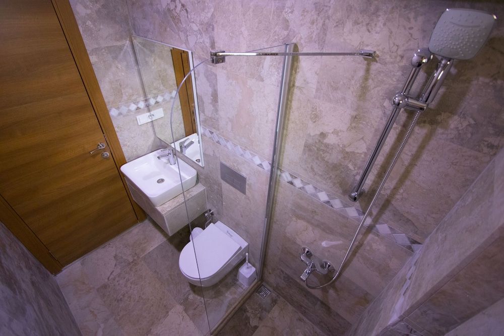 Likya Amber Basic Villa, Jetted Tub, Pool View 4