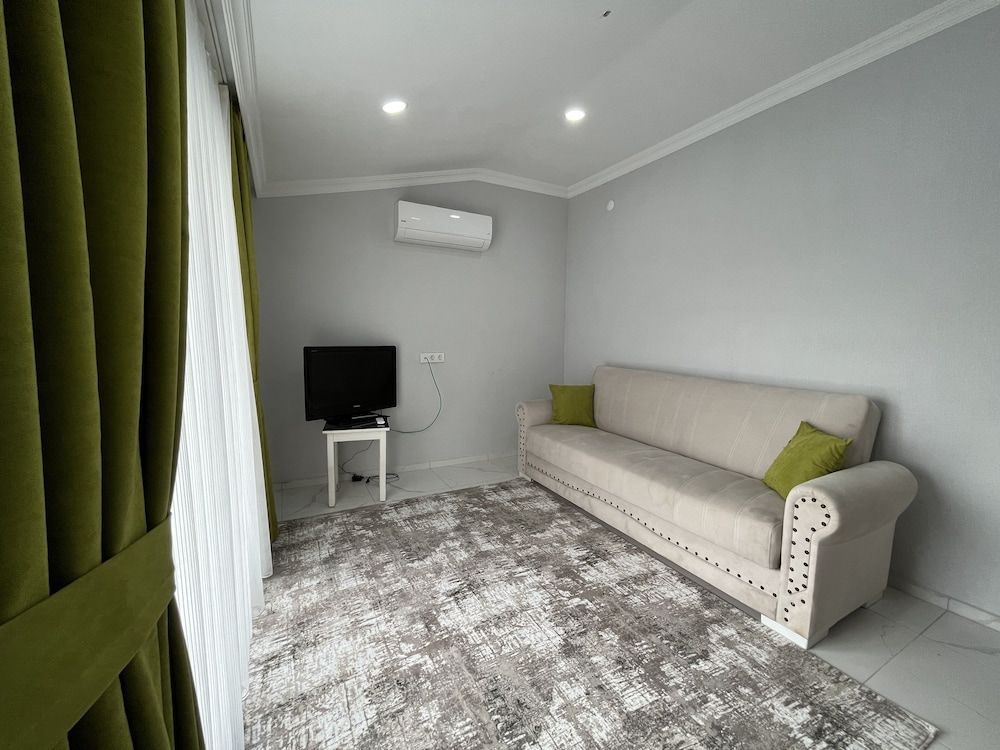 Bersu Aparts Luxury Room 12