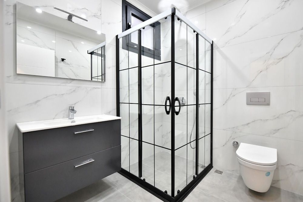 Red Moon Suites Family Apartment 9