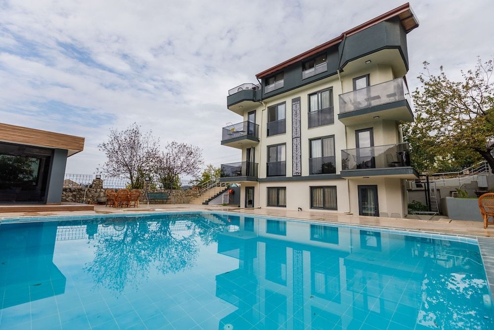 undefined Besa Apartments 5