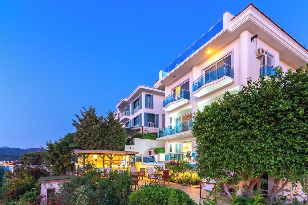 undefined Sofıa Ada 7