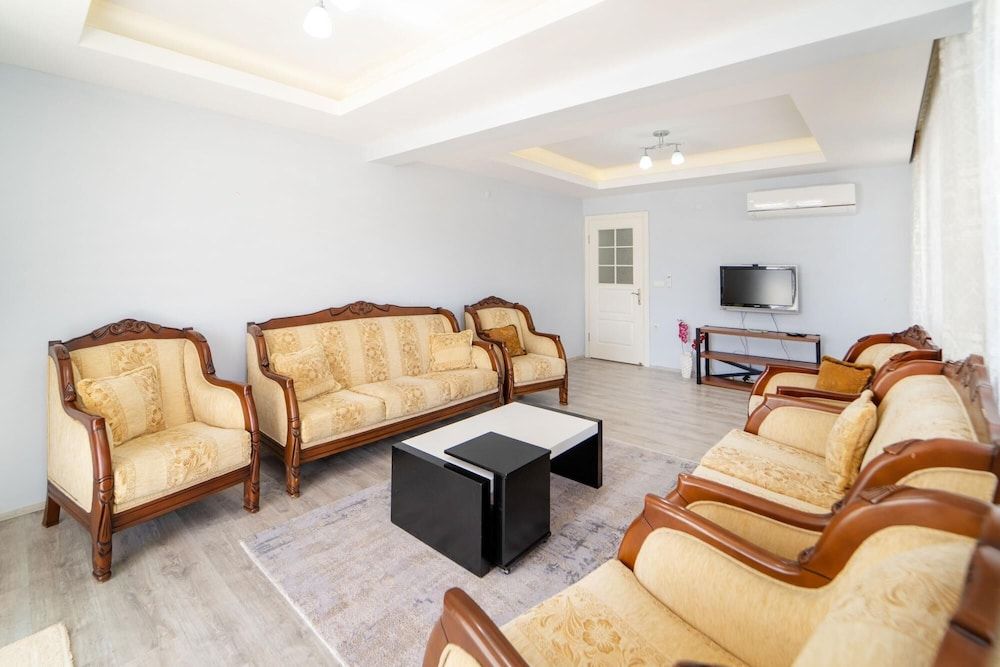 undefined Comfortable and Stylish Apartment in Fethiye 2