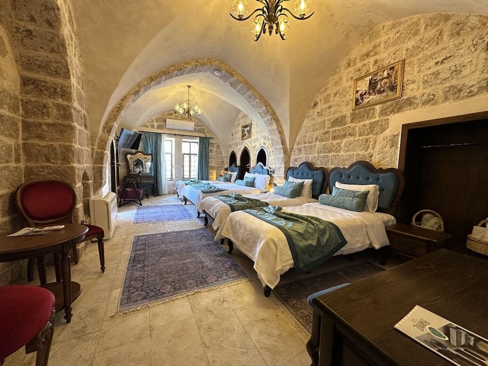 Fairouz Otel Family Room, Multiple Beds, Jetted Tub, City View