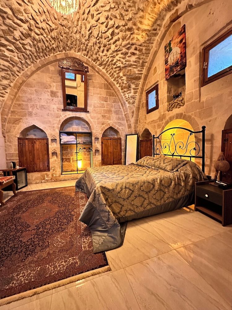 GRAND DUKE ROOM